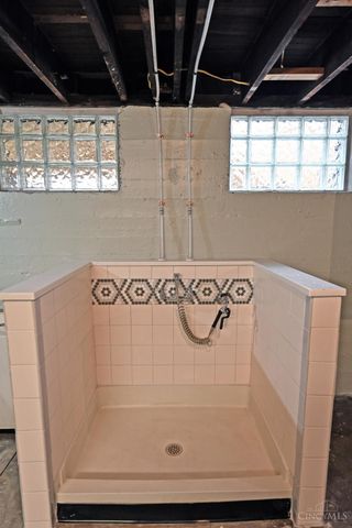 3067 Henshaw Avenue, Cincinnati, OH 45225