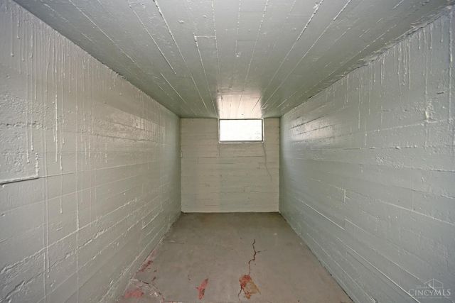 3067 Henshaw Avenue, Cincinnati, OH 45225