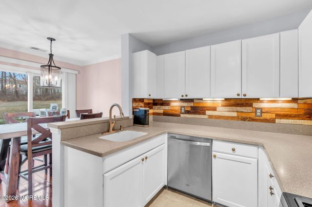 10 Buford Court, Tinton Falls, NJ 07753