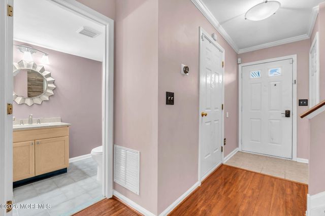 10 Buford Court, Tinton Falls, NJ 07753