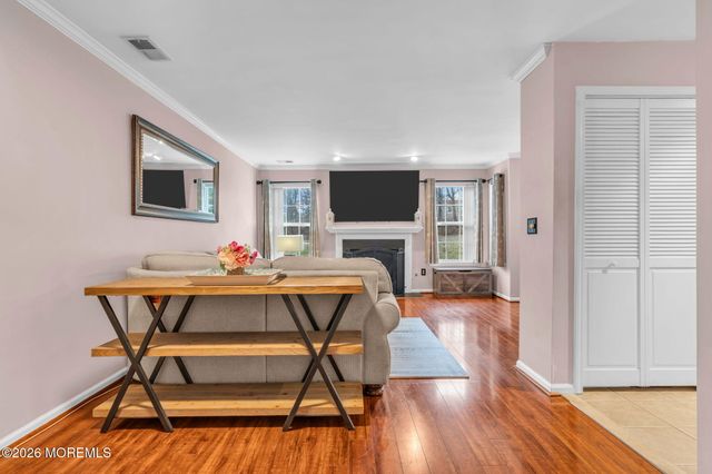 10 Buford Court, Tinton Falls, NJ 07753