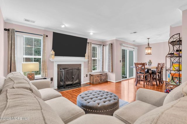 10 Buford Court, Tinton Falls, NJ 07753