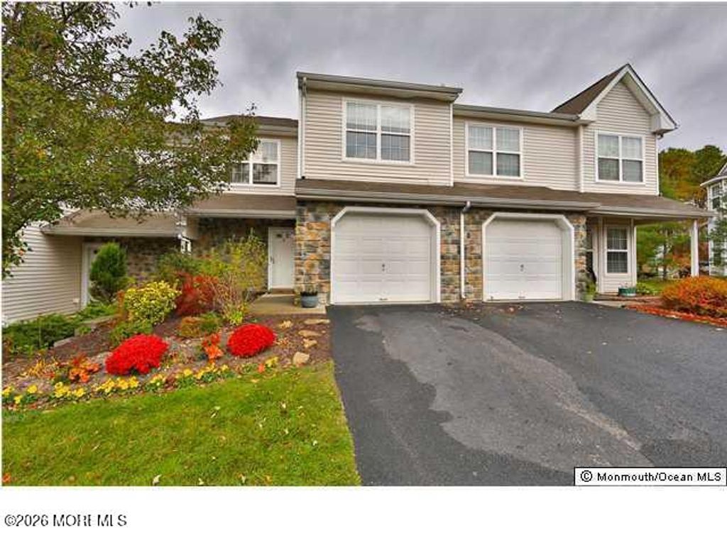 10 Buford Court, Tinton Falls, NJ 07753