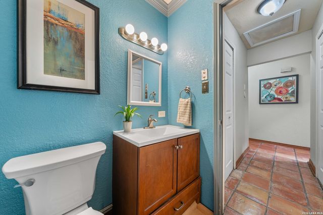 6507 Spring Lark St, San Antonio, TX 78249