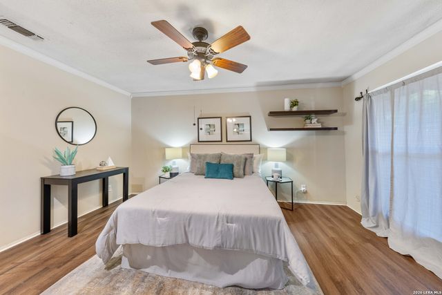 6507 Spring Lark St, San Antonio, TX 78249