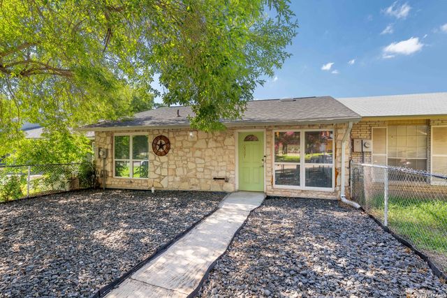 6507 Spring Lark St, San Antonio, TX 78249