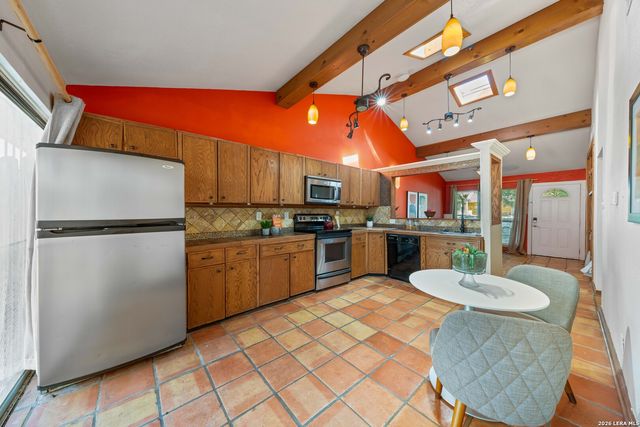 6507 Spring Lark St, San Antonio, TX 78249