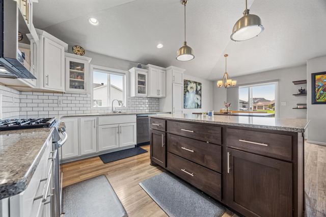 2114 12th Street W, West Fargo, ND 58078