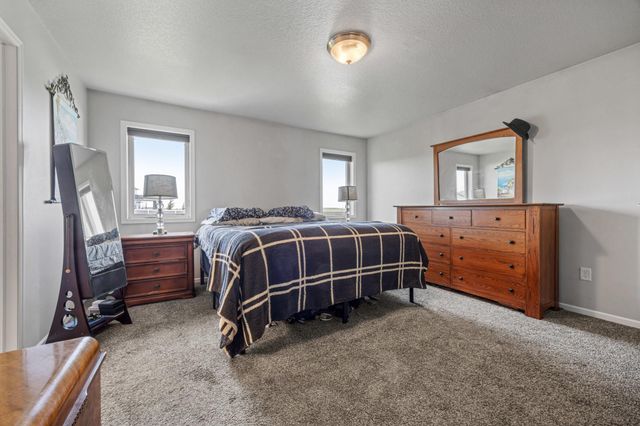 2114 12th Street W, West Fargo, ND 58078