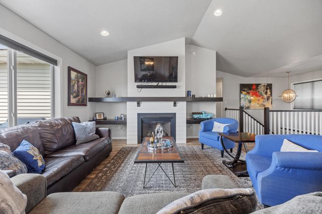 2114 12th Street W, West Fargo, ND 58078