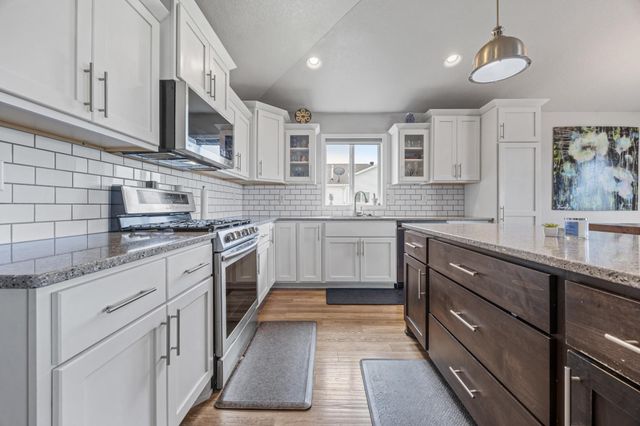 2114 12th Street W, West Fargo, ND 58078