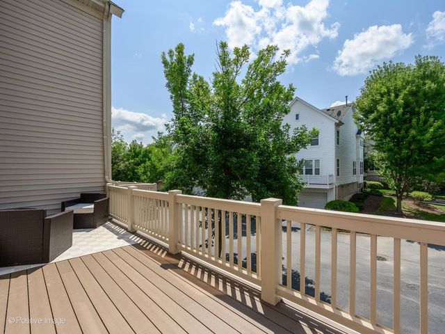 5566 Cloverdale Road, Hanover Park, IL 60133