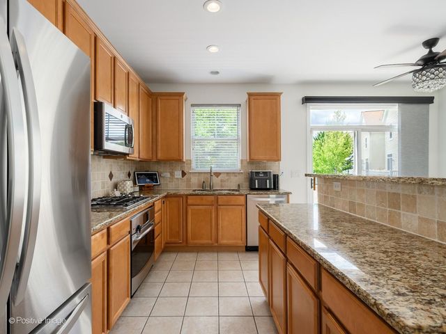 5566 Cloverdale Road, Hanover Park, IL 60133