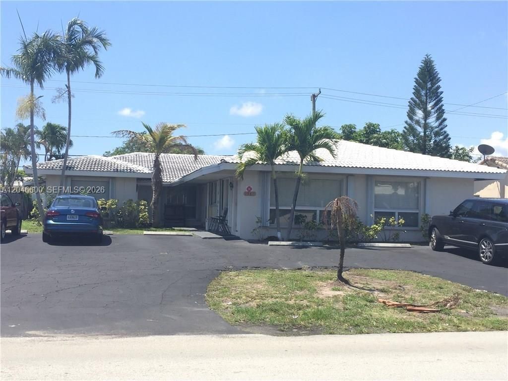 1960 NE 56th Street, Fort Lauderdale, FL 33308
