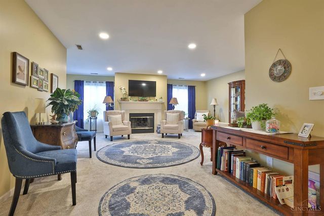 5161 Carriage Hill, Green Twp, OH 45248