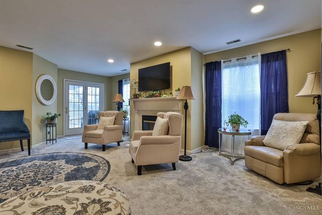 5161 Carriage Hill, Green Twp, OH 45248