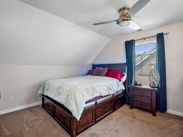27 Riley Rd 27, Tyngsborough, MA 01879