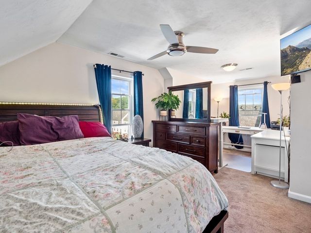 27 Riley Rd 27, Tyngsborough, MA 01879