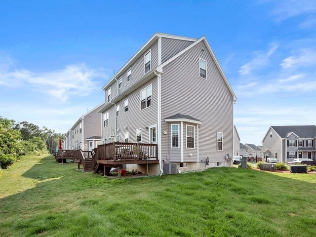 27 Riley Rd 27, Tyngsborough, MA 01879