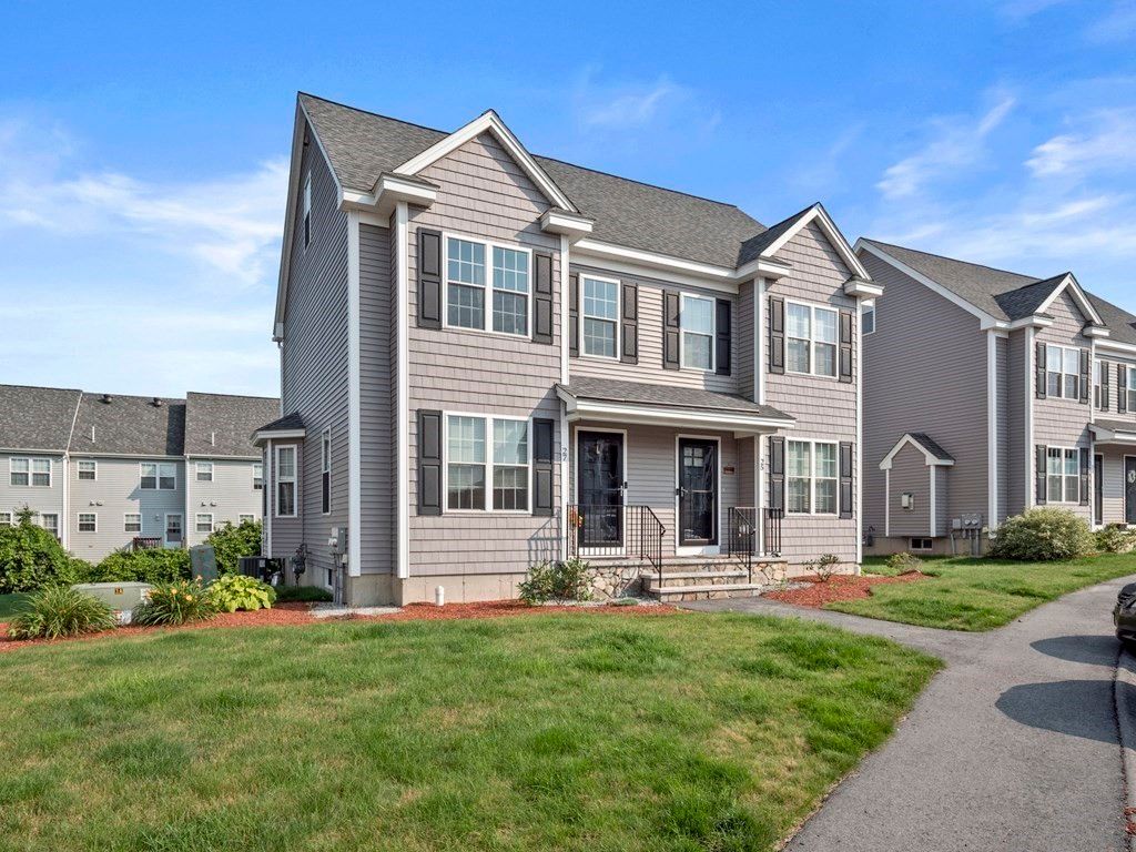 27 Riley Rd 27, Tyngsborough, MA 01879