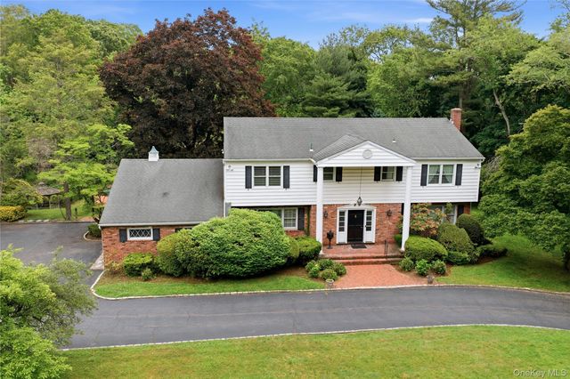 14 Oak Lane, Old Brookville, NY 11545