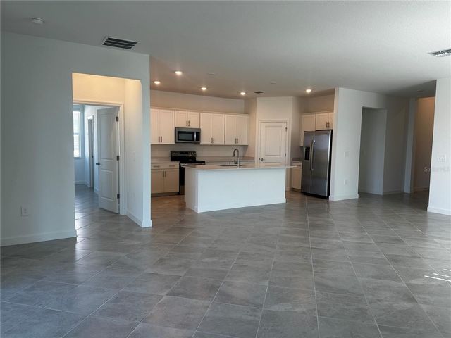 8092 SAINT KITTS CIRCLE, Englewood, FL 34224