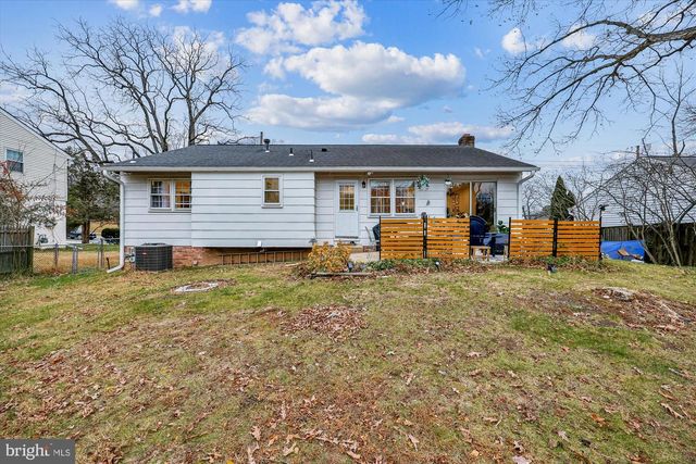 11712 SEVEN LOCKS RD, Potomac, MD 20854