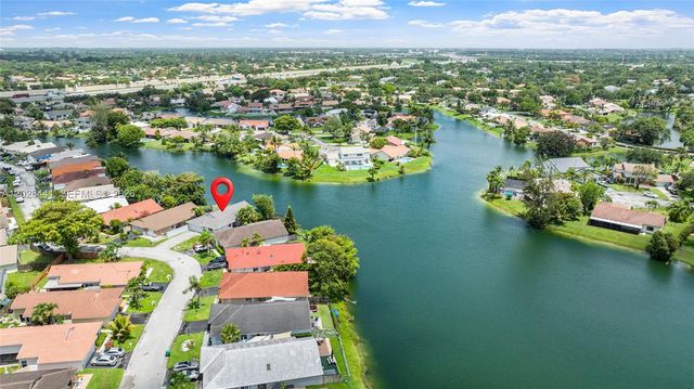 15037 Brighton Ln, Davie, FL 33331
