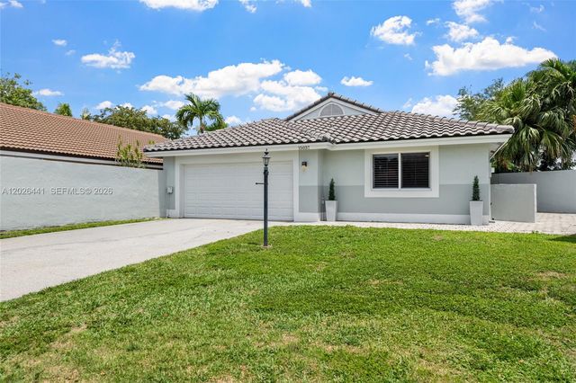 15037 Brighton Ln, Davie, FL 33331
