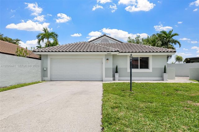 15037 Brighton Ln, Davie, FL 33331