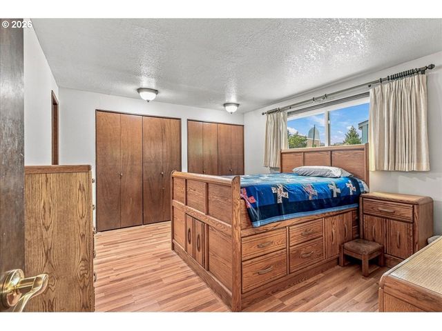 21088 Sw BLAINE Ter, Beaverton, OR 97003