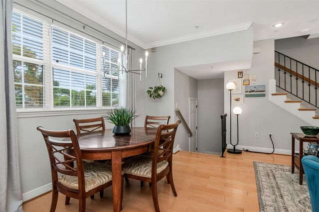 3025 W GROVEWOOD COURT 3, Tampa, FL 33629
