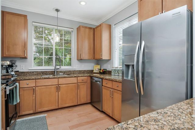 3025 W GROVEWOOD COURT 3, Tampa, FL 33629