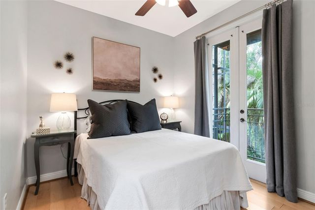 3025 W GROVEWOOD COURT 3, Tampa, FL 33629