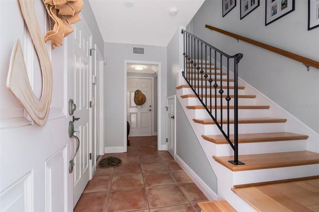 3025 W GROVEWOOD COURT 3, Tampa, FL 33629