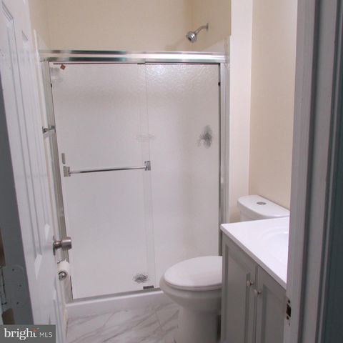 6809 MOUNTAIN LAKE PL, Capitol Heights, MD 20743