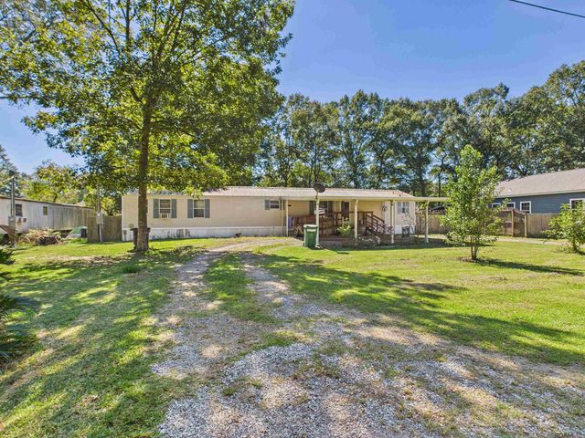 7618 Thames Dr, Denham Springs, LA 70706