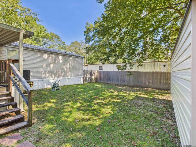 7618 Thames Dr, Denham Springs, LA 70706