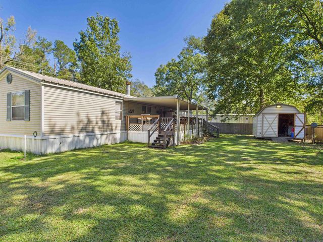 7618 Thames Dr, Denham Springs, LA 70706