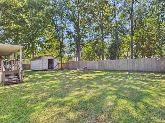 7618 Thames Dr, Denham Springs, LA 70706