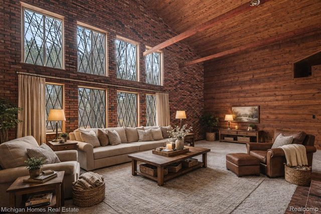 885 Rustic Village Lane, Orion Charter Township, MI 48362