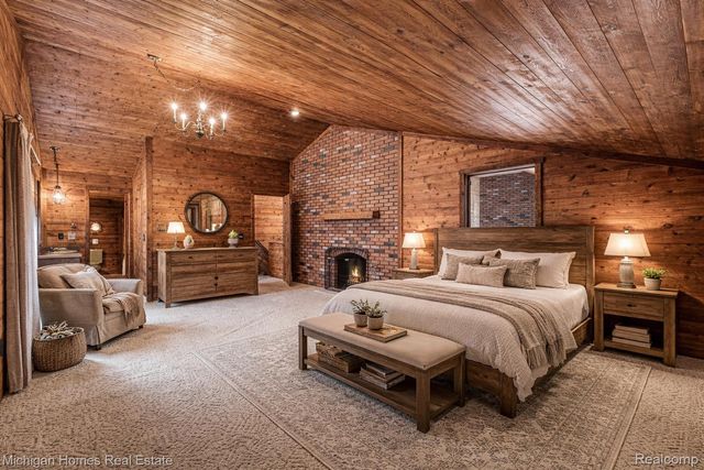 885 Rustic Village Lane, Orion Charter Township, MI 48362