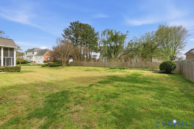 6113 Green Haven Dr, Mechanicsville, VA 23111