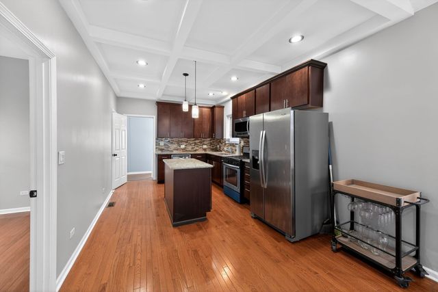 5718 W 63rd Place, Chicago, IL 60638