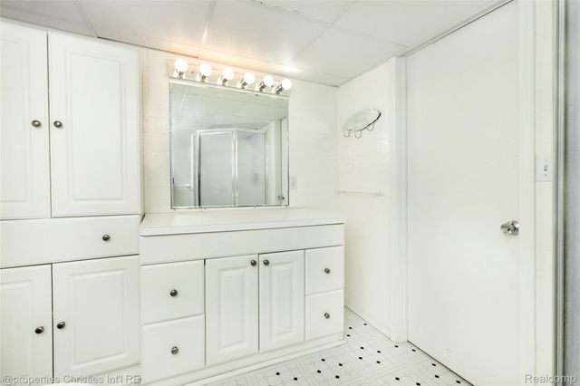 114 E Webster Road, Royal Oak, MI 48073