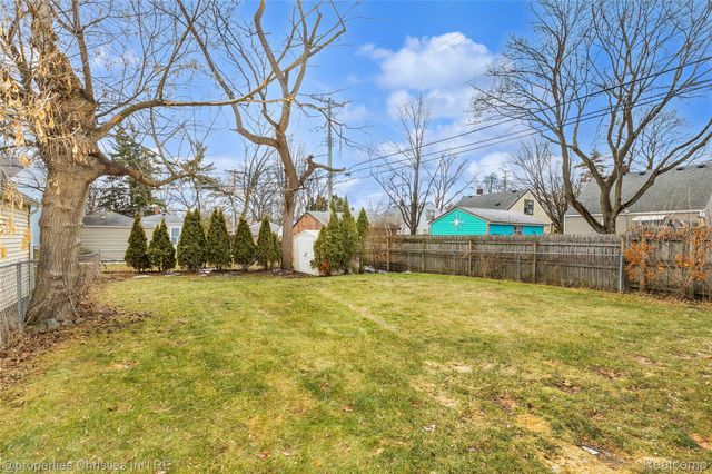 114 E Webster Road, Royal Oak, MI 48073
