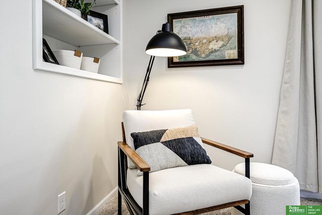 706 Joseph Drive, Papillion, NE 68046