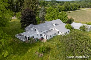 2221 W 68th Street, Garfield Twp, MI 49337