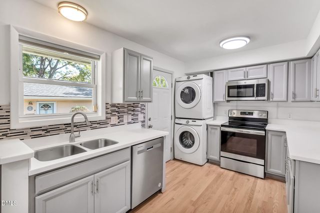 103 Hargraves Street Apt K, Carrboro, NC 27510