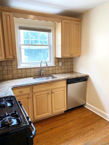 18 S Eckar Street, Irvington, NY 10533